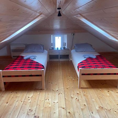 Amani Modern Apartment Lumbarda Kültér fotó
